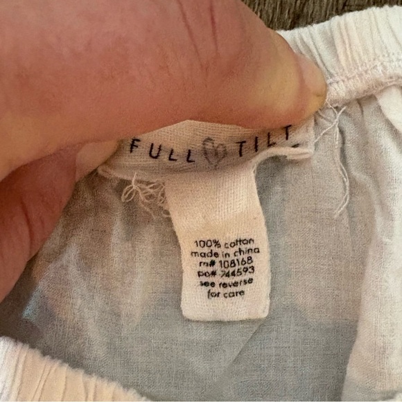 Full Tilt Cottagecore White Cotton Lace Embroidered Cropped Top Size Small​​ - Picture 8 of 10